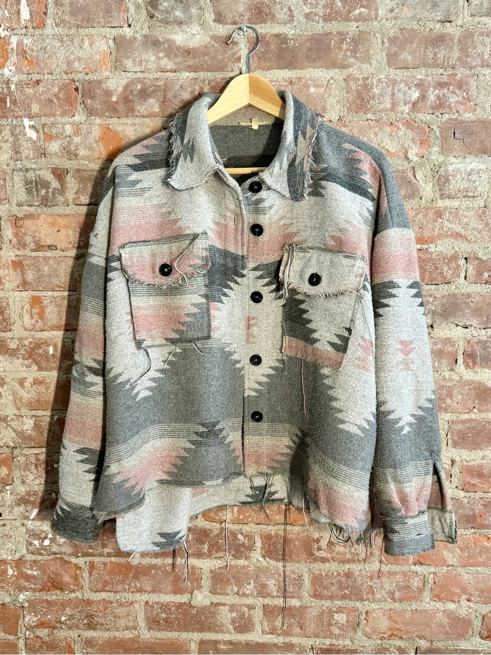 LA MIEL Oversized Patterned Jacket with Boho Grunge Vibes in Pink and Grey